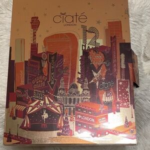 Ciaté London 12 Days of Beauty Advent Calendar - Gold